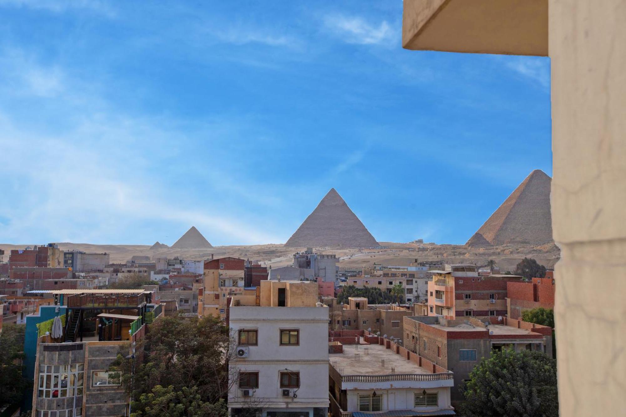 Galaxy Pyramids View Inn Kafret el-Gabal Exterior photo